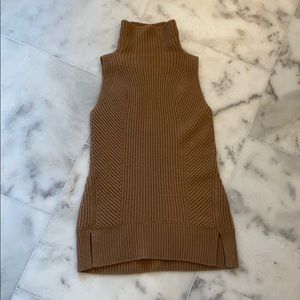 Vince Sleeveless sweater